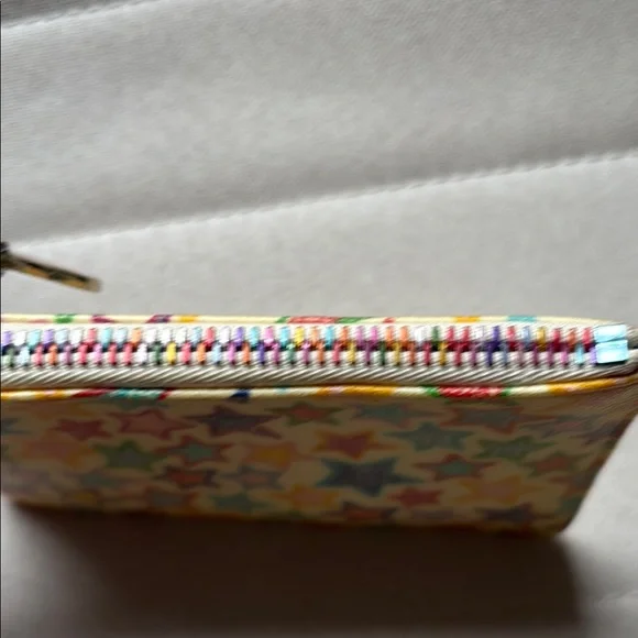 Colorful Star Pattern Wristlet - Picture 3 of 5